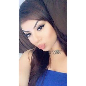 Meet your Posher, Mayra